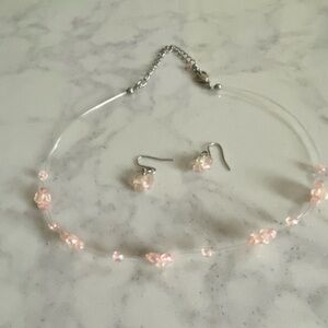 🌷🌷 3/$15 Avon Dainty Floral Choker Style Necklace Set